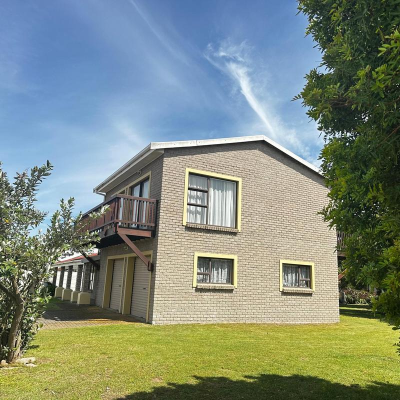 2 Bedroom Property for Sale in Fraaiuitsig Western Cape